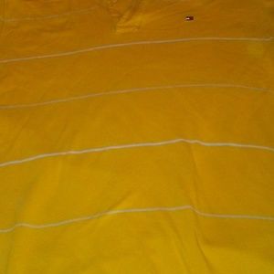 Men's size medium shirt